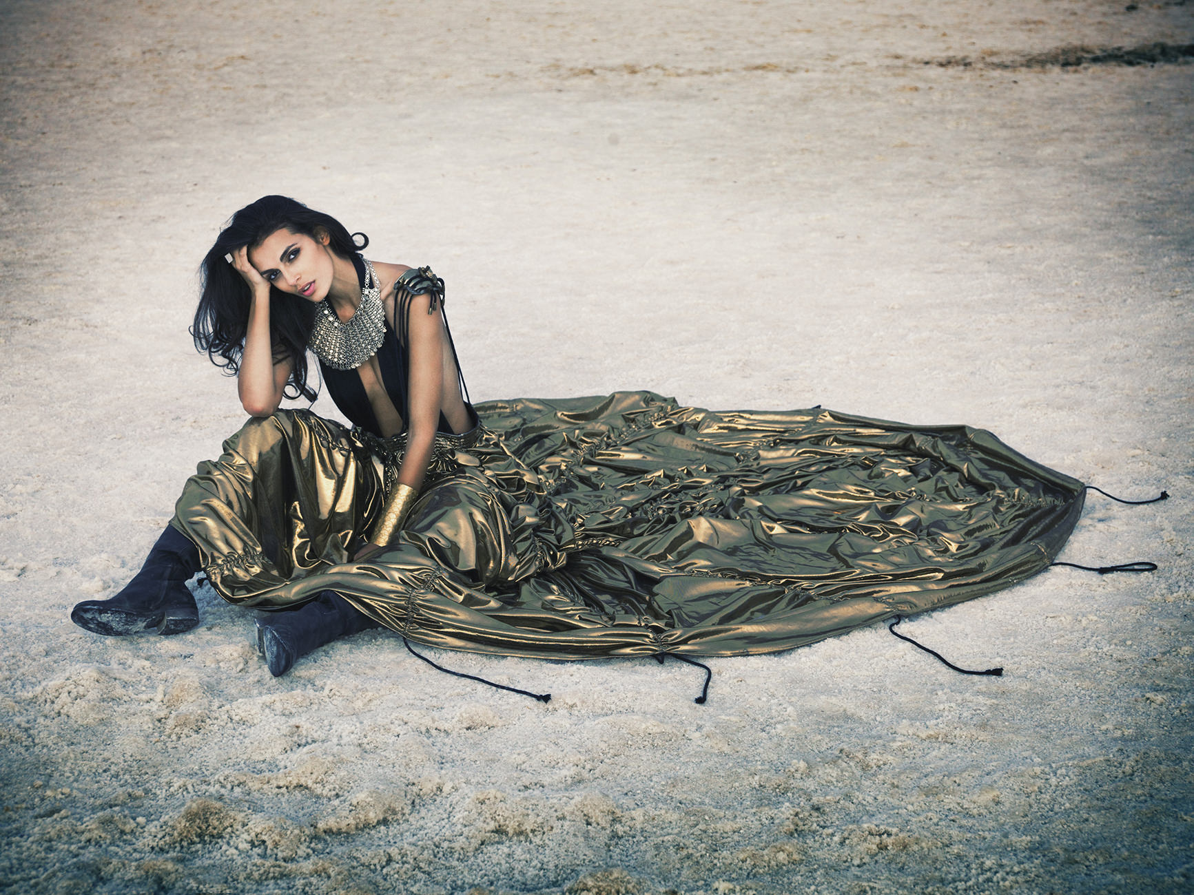 Syrian Model Houda Shretah Hasselblad By Fashion Photographer Michael Grecco-2